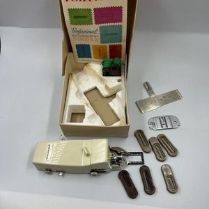 Singer Professional Buttonholer SIMS 4634 v102878 Vintage Sewing Accessory
